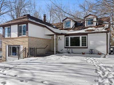 2567 Clarence St N, Maplewood, MN, 55109