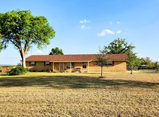 601 Rohlf Rd, Seguin, TX 78155