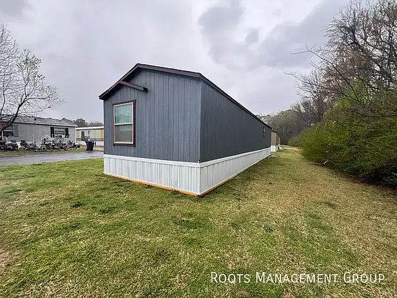 2nd image of 1239 Knotty Elm Loop #126