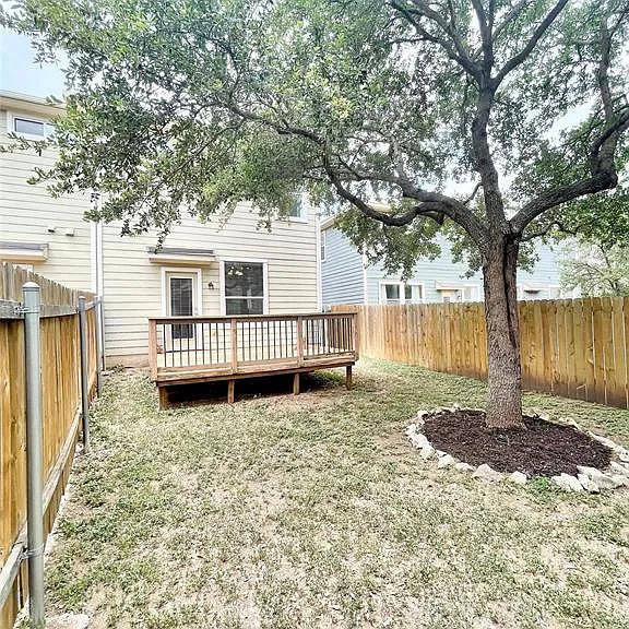 2419 Allred Dr #B — Photo 23