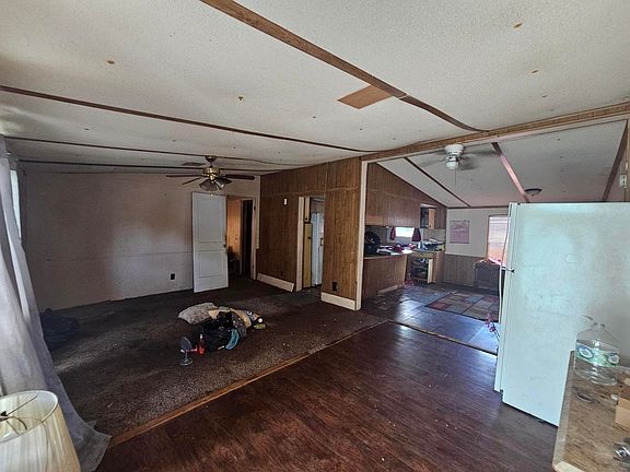 3rd image of 920 Boardwalk Ln #928