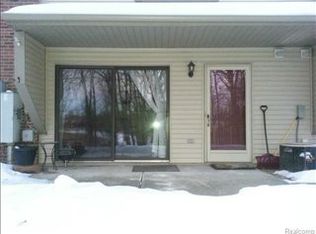 398 Spring Brooke Dr, Brighton, MI 48116