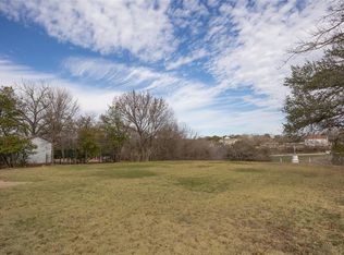 2113 Spanish Trl, Fort Worth, TX 76107