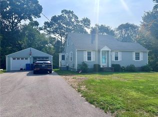 50 Peace Pipe Trl S, South Kingstown, RI 02879