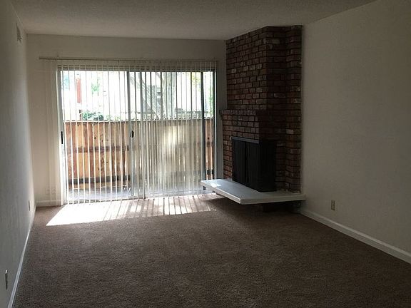 2nd image of 2815 E St APT 2