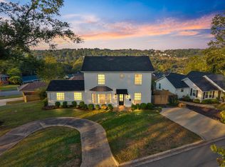 1624 Pine Valley Rd, Little Rock, AR 72207