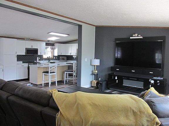 4th image of 6008 W Misty Glen Pl