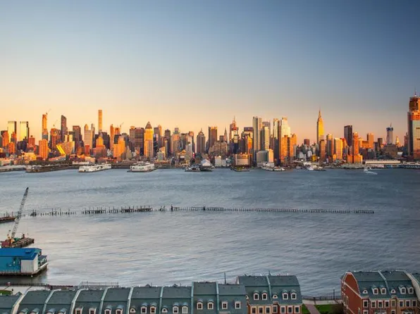 8 Carroll Place image 26 of 27