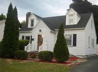 133 Stonecliff Dr, Rochester, NY 14616