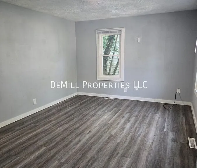 1340 N Wabash Ave — Photo 5