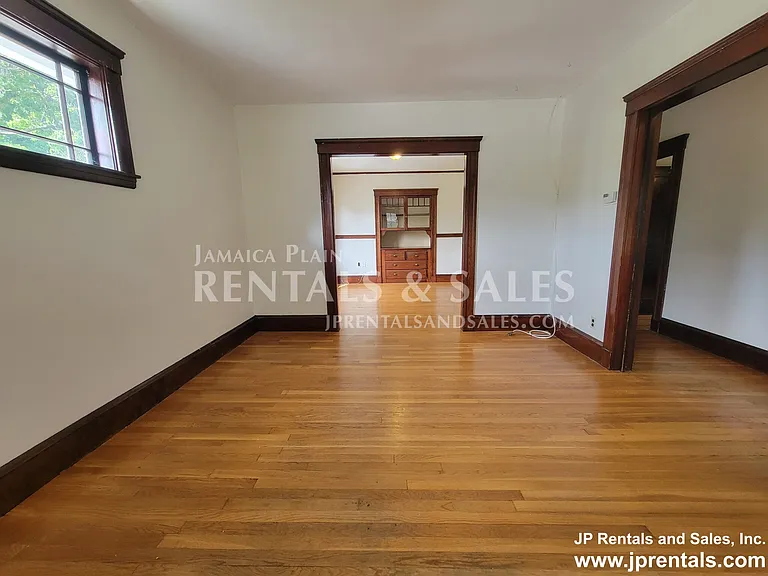 108 Bourne St — Photo 6