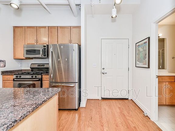 2nd image of 1201 N Garfield St APT 308