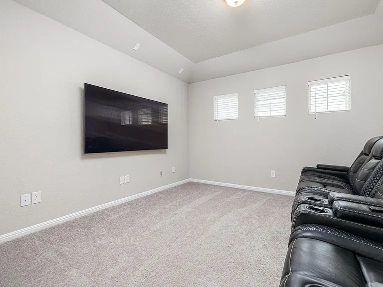 453 Arrowhead Vine St — Photo 15