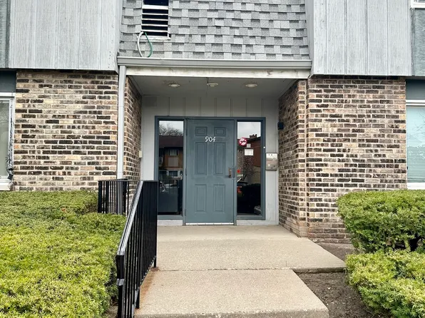 904 E Old Willow Rd APT 102, Prospect Heights, IL 60070