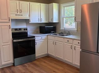 809 Maverick Ct, Fayetteville, NC 28303