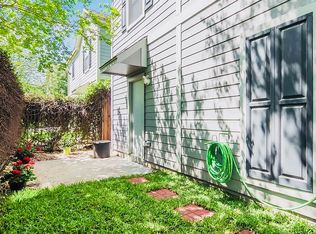 1526 Sutton St, Houston, TX 77006