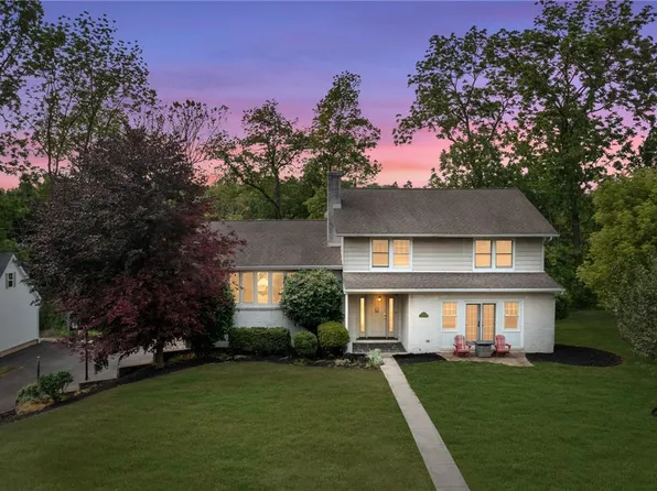 703 Donald Dr, Emmaus, PA 18049