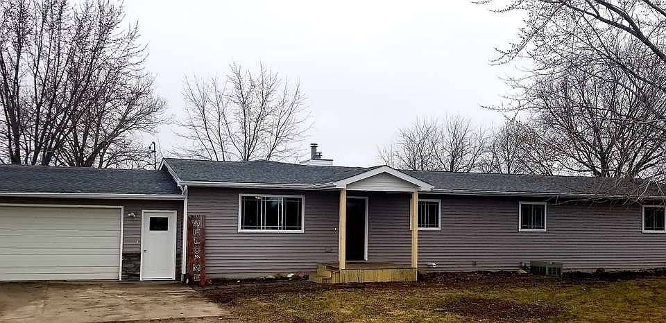 1st image of 2140 220th St