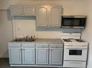 190 W 8th St #2, Oswego, NY 13126