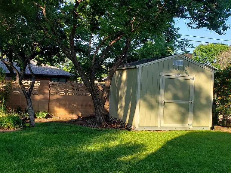 Shed