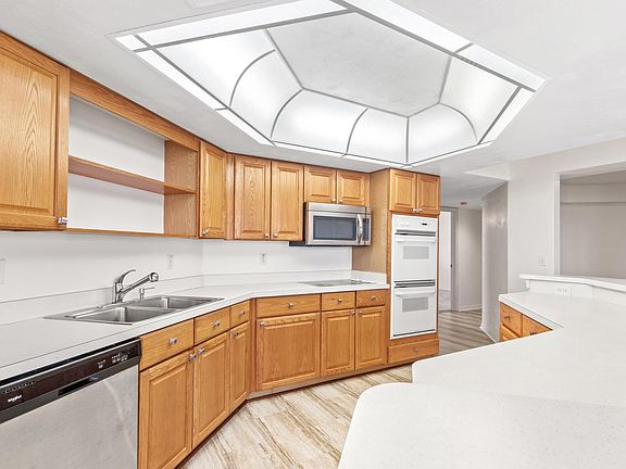 5th image of 1 John Anderson Dr APT 503