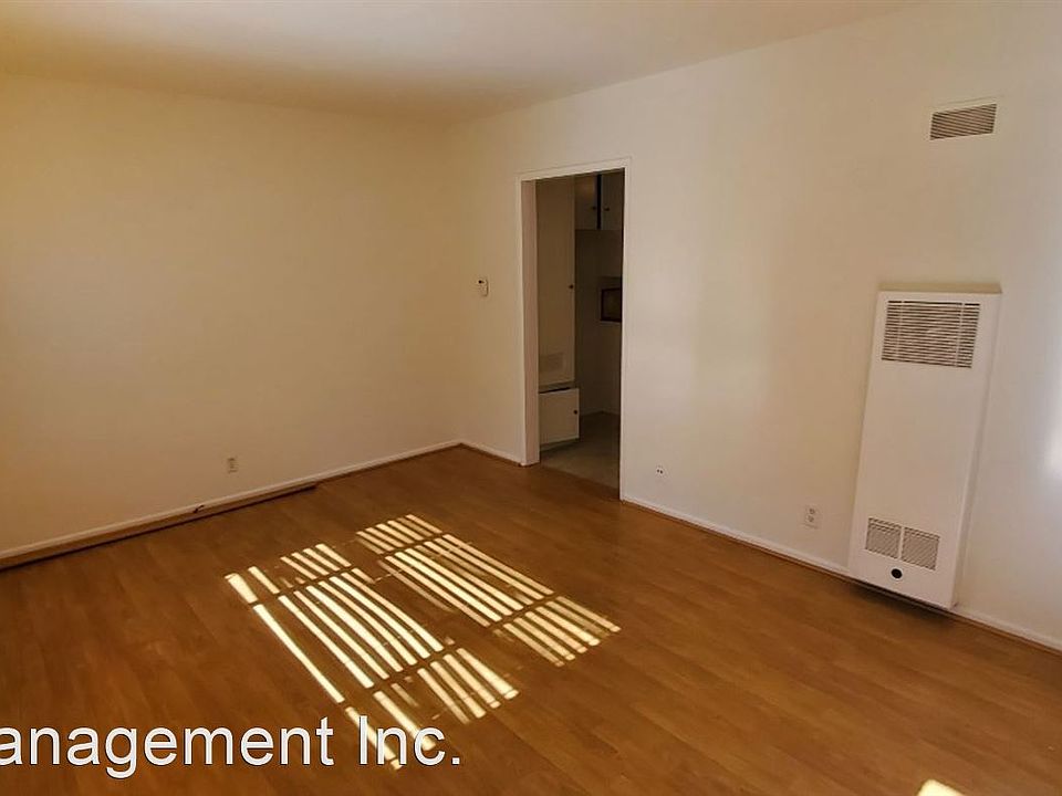 1st image of 7611 N Hollywood Way Unit B