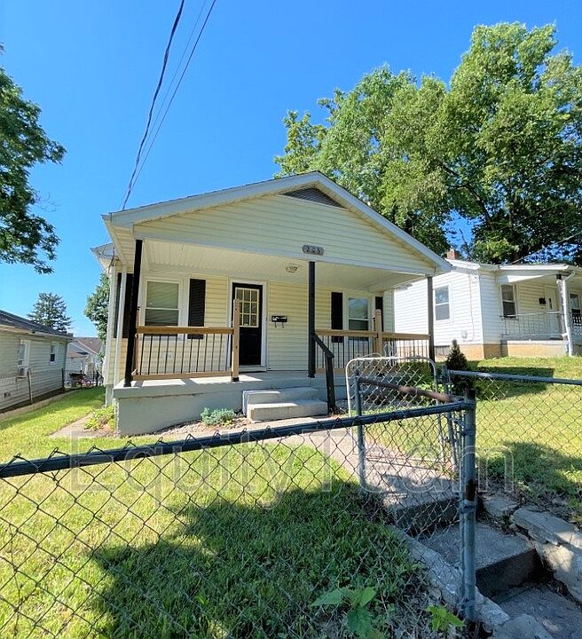 1st image of 205 Cereal Ave