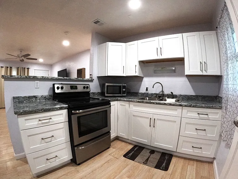 1716 Princess Jeanne Dr — Photo 8