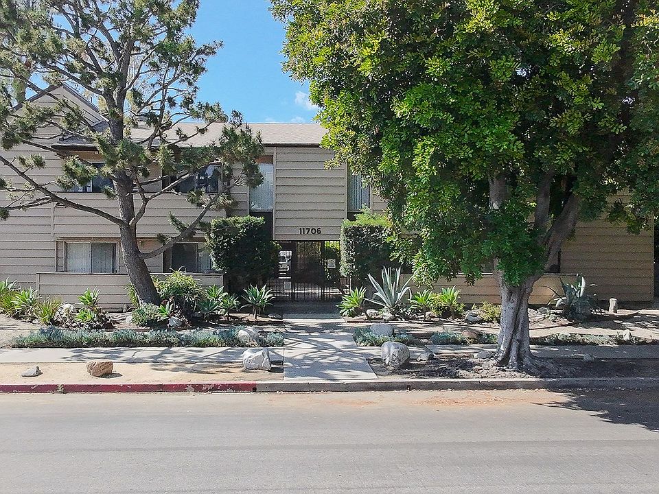 1st image of 11706 Kling St APT 6