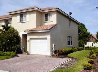 4003 NW 92nd Ave, Sunrise, FL 33351