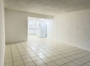 750 NE 195th St #128, Miami, FL 33179