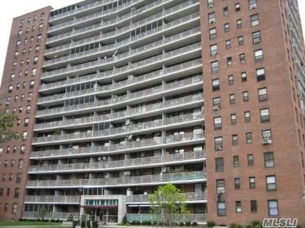 61-35 98th Street 4J image 3 of 21