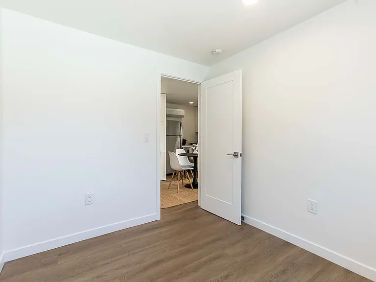 380 Christina Way — Photo 32