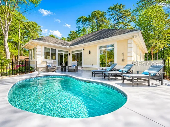 28 Fairway Dr, Bluffton, SC 29910