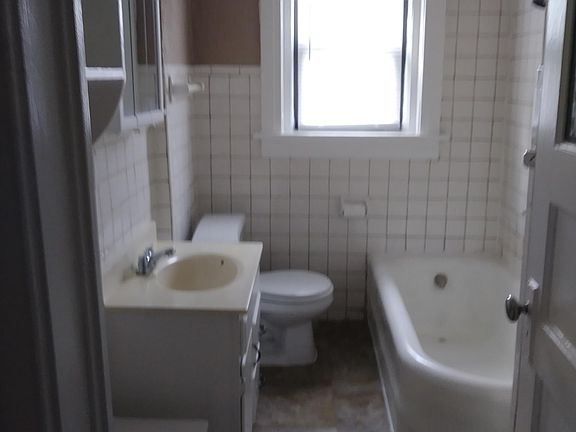 5th image of 4201 Holmes St #4
