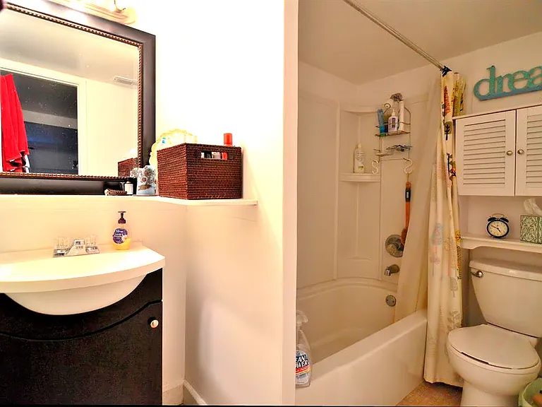 8010 Interlake Ave N #E — Photo 5