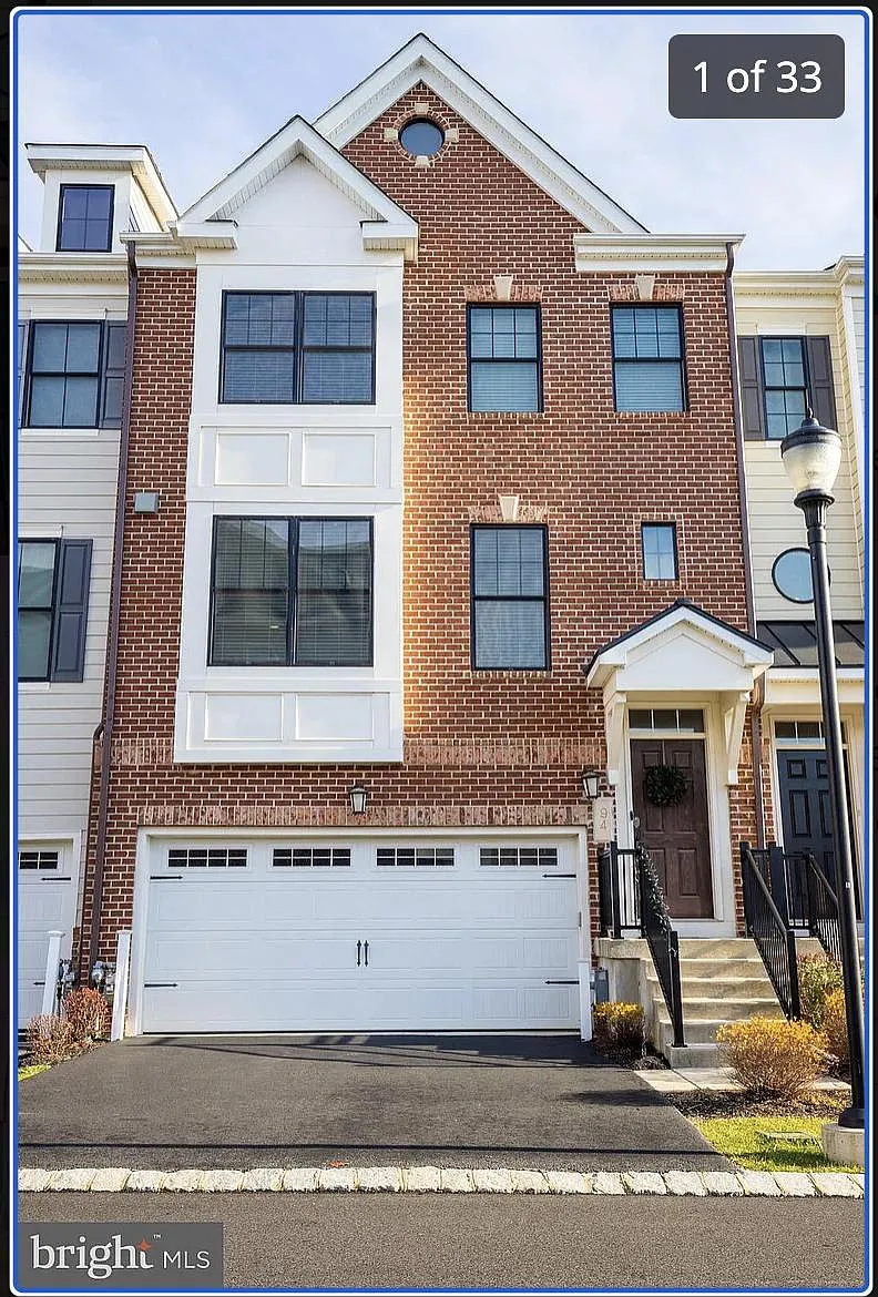 Building Photo - 94 Parkview Cir #94