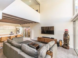 3081 Oak Ave, Miami, FL 33133
