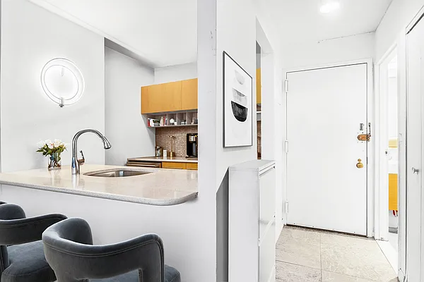 Rented by Highline Residential | media 19