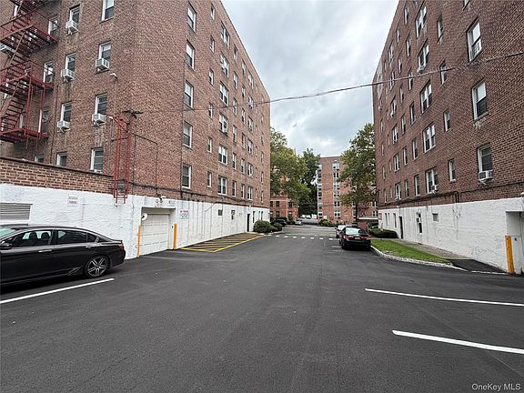 2nd image of 821 Bronx River Road #BG