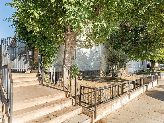 3rd image of 8936 Willis Ave #7
