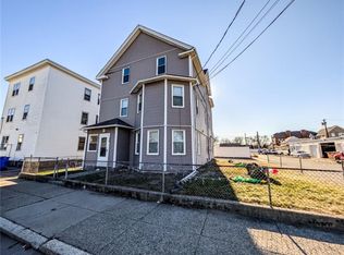 39 John St, Pawtucket, RI 02861