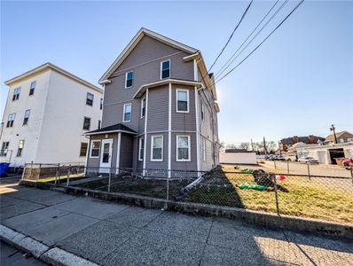 39 John St, Pawtucket, RI, 02861