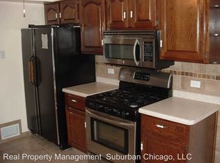 459 N Wolf Rd, Northlake, IL 60164