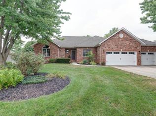 4260 E Crosswinds Pl, Springfield, MO 65809