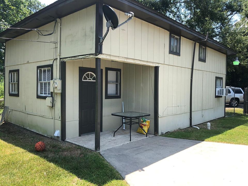1st image of 160 Fernwood St #B