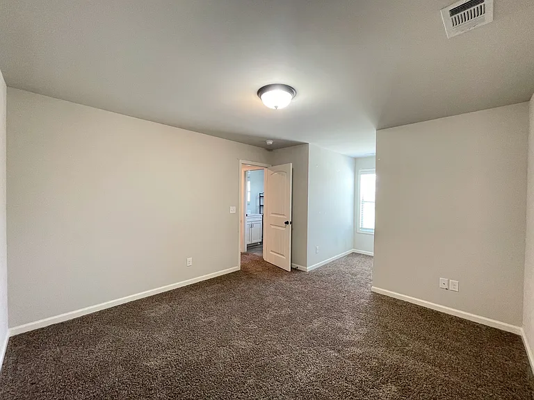2125 Sorrento Ct — Photo 16