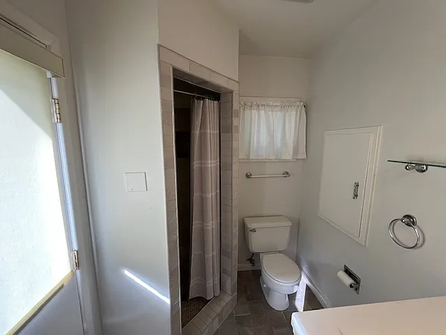 176 San Antonio Way — Photo 9