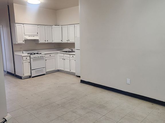 3rd image of 142 Orchard St #2L