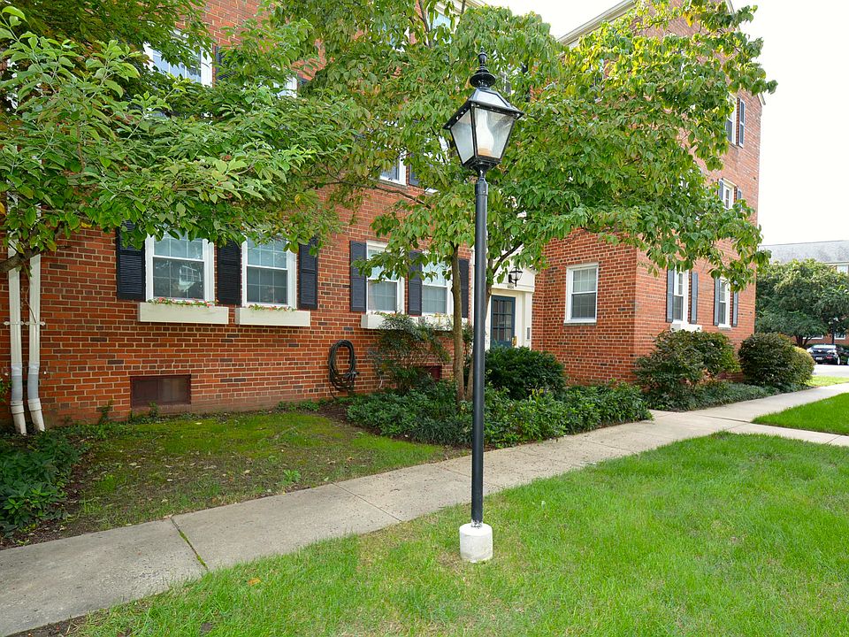 6624 Boulevard View, Unit B1